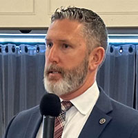 FBI Agent Gunderson provides instruction on active shooters
